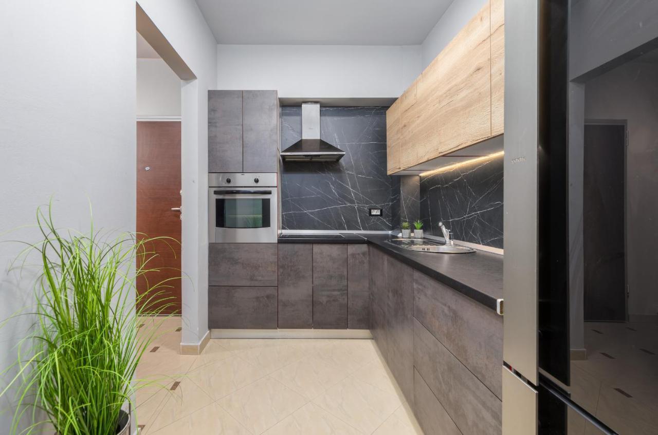 Lux Apartment Teo - New 普拉 外观 照片